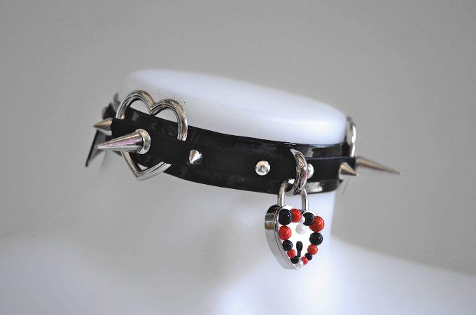 Choker cadenas et piques -  'TILL DEATH - COLLECTION SAINT VALENTIN 