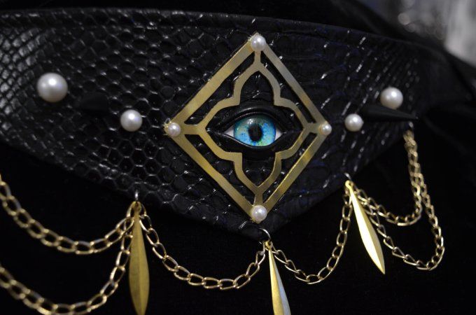 Choker ACTE I - LUX IN TENEBRIS - doré