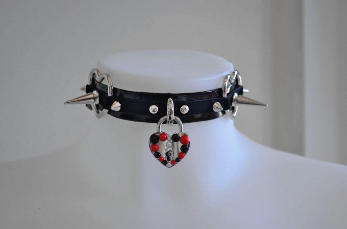 Choker cadenas et piques -  'TILL DEATH - COLLECTION SAINT VALENTIN 