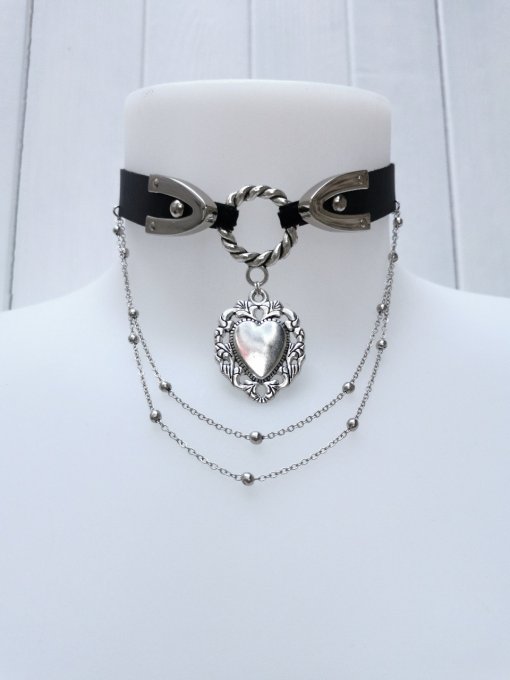 Ras de cou coeur sacré gothique occulte, collier victorien romantique, choker grunge avec chaines