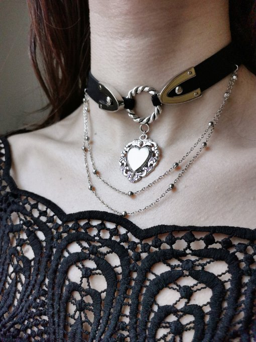 Ras de cou coeur sacré gothique occulte, collier victorien romantique, choker grunge avec chaines