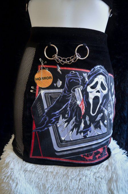 Ensemble Scary Movies - Crop top et Jupe en velours avec chaines