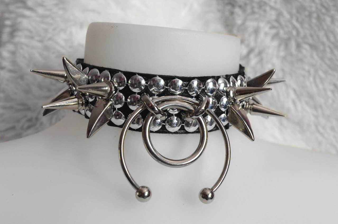 Choker piques metal et anneaux piercing  - METAL CRUSH