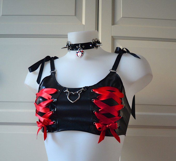 Ensemble lingerie coeur gothique en PVC et satin  'TILL DEATH - COLLECTION ST VALENTIN 2023